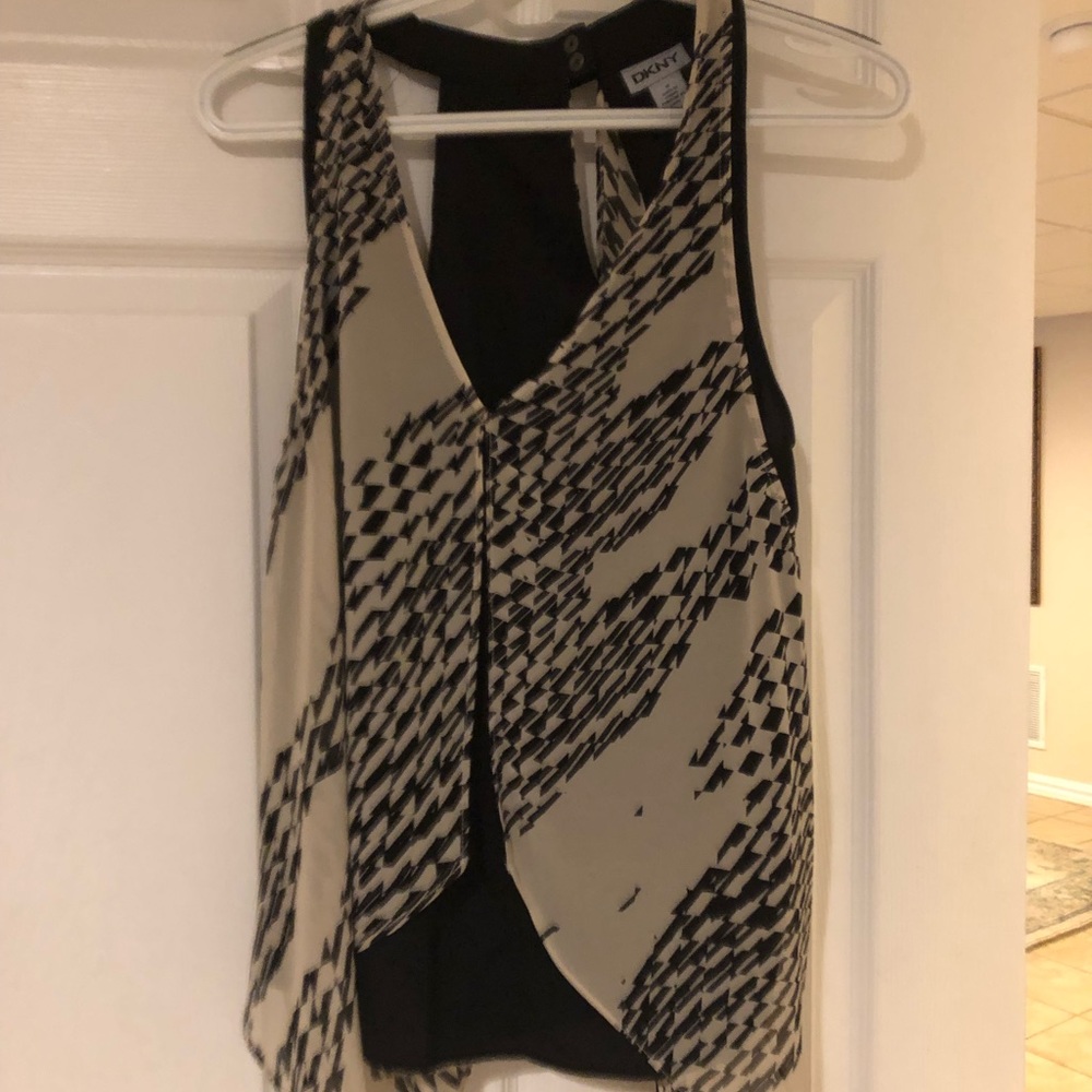 Sleeveless top with sheer over drape